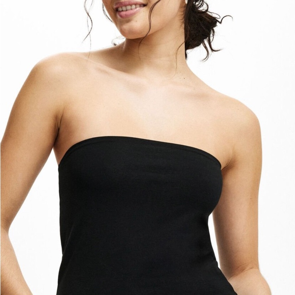 Black Strapless Top
